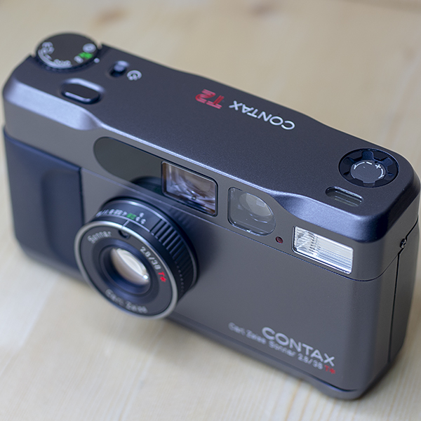콘탁스 Contax T2 Titanium Black 38mm F2.8 T* 블랙 (케이스,스트렙포함)/99%