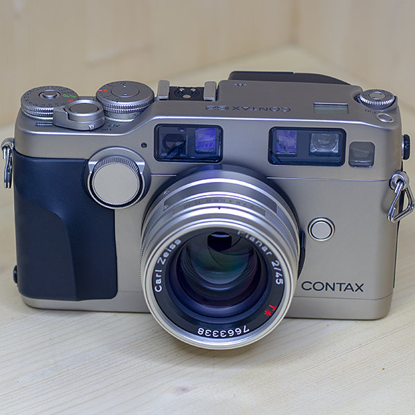 콘탁스 Contax G2 + Carl Zeiss palnar 45mm F2 T* (데이타백,케이스.스트랩포함)/95%