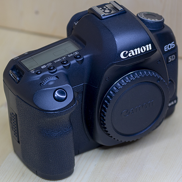 캐논 Canon EOS 5D Mark II Body (충전기.스트랩포함)/95%