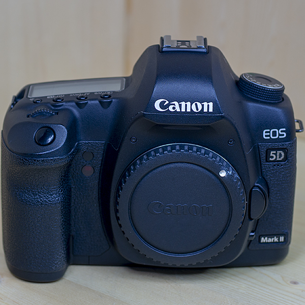 캐논 Canon EOS 5D Mark II Body 정품 (스트랩포함)/95%