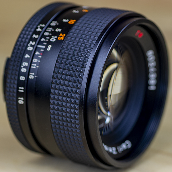 콘탁스 Contax Planar 50mm F1.4 T*  CY 마운트 AEJ,UV필타 /97%
