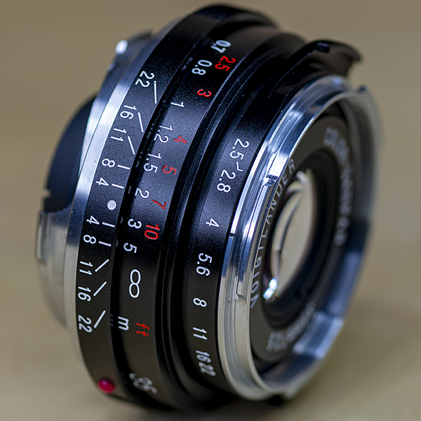 보이그랜더 Voigtlander Color Skopar 35mm F2.5 VM마운트 /후드/97%