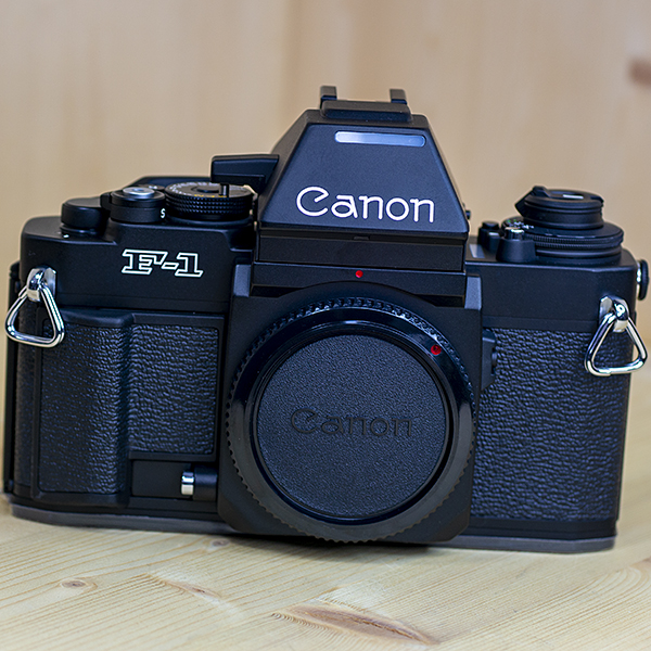 캐논Canon New F-1 Black Body 박스셋트/99%