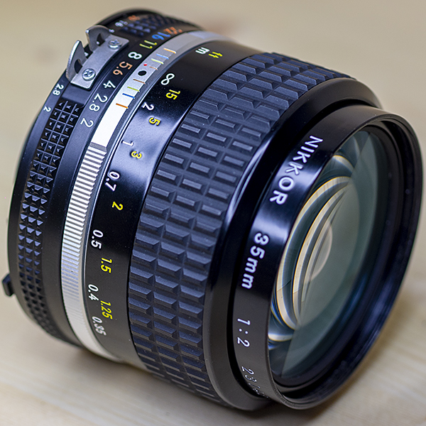 니콘 Nikon NIKKOR MF 35mm 1:2 Ais /95%