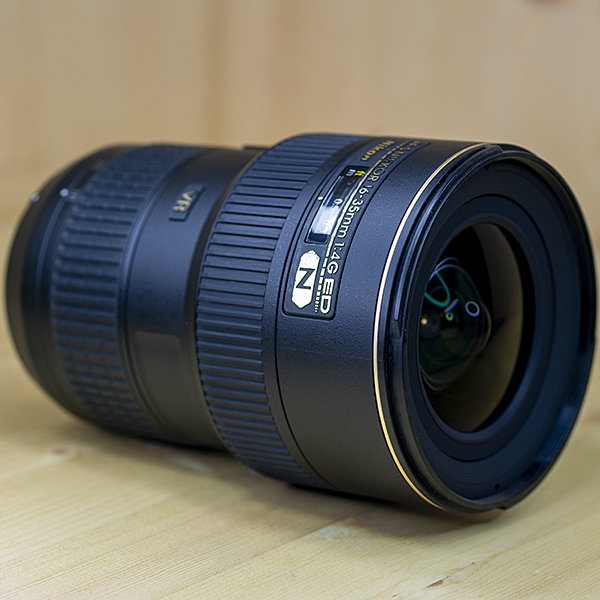니콘 Nikon AF-S NIKKOR 16-35mm F4 G ED VR(후드포함)/95%