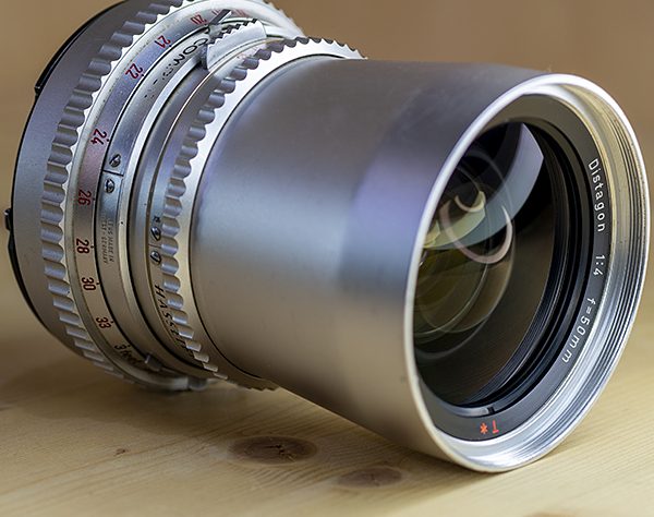 핫셀블러드 HASSELBLAD Distagon f=50mm 1:4 C T*후드 /90%