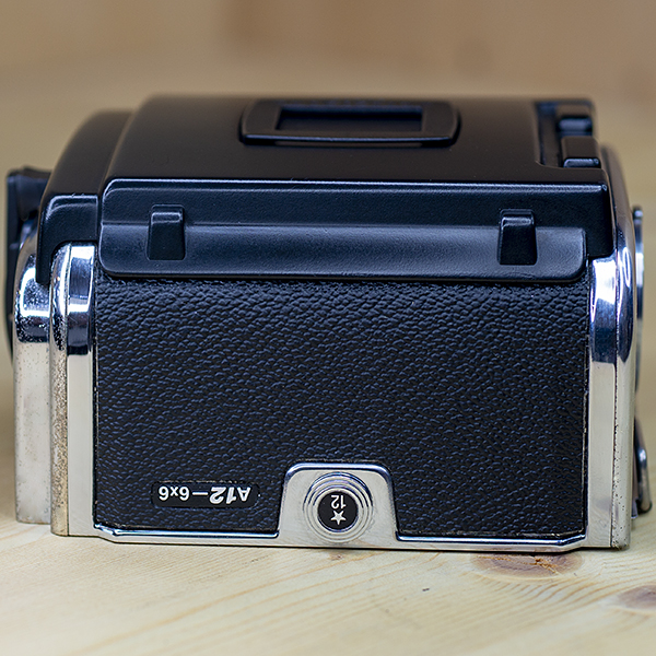 핫셀블라드 홀더 신형 Hasselblad A12 6X6 Film Magazine Back Holder /95%