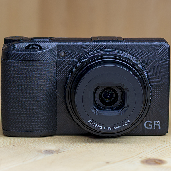 리코 RICOH GR III디지털카메라 (리코 정품바스셋트.스킨 보호필름 부착)98%