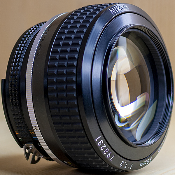 니콘 Nikon MF Noct-NlkkoR 58mmF1:1.2ais .후드/ 99%