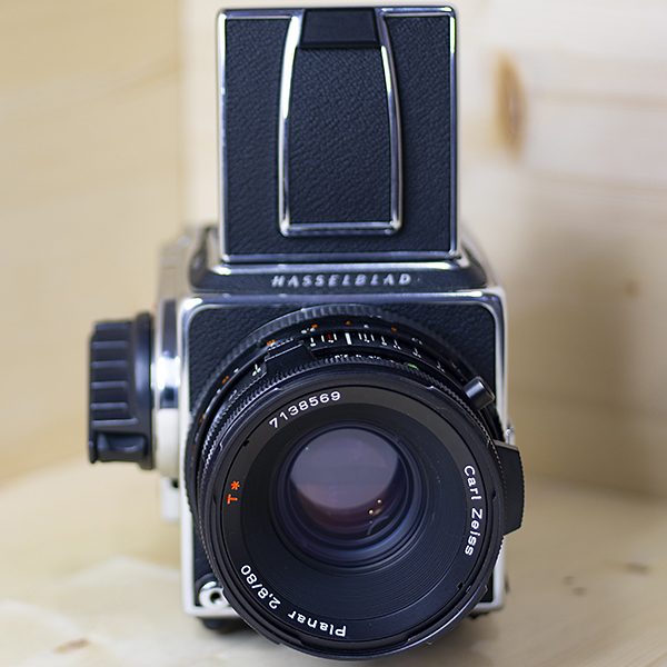 핫셀블라드 Hasselblad 503CW + Planar CF 80mm F2.8 T* Acute Matte D 스크린(스트랩포함)/93%