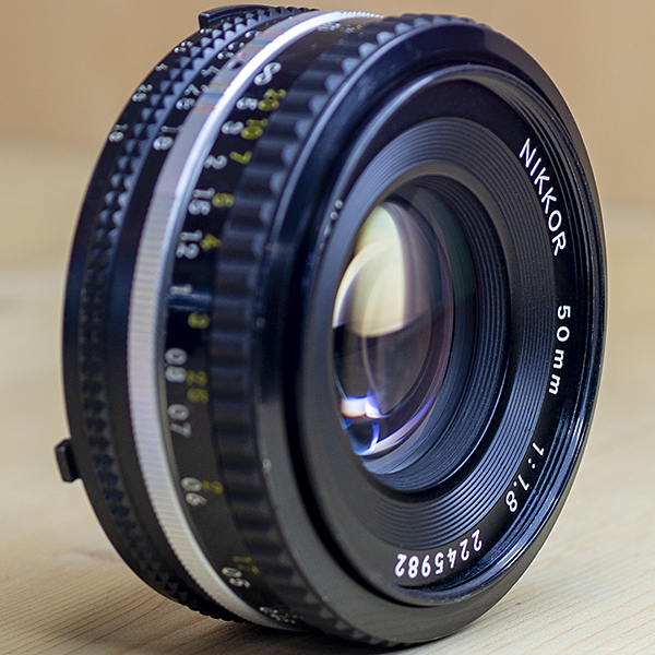 니콘 Nikon NIKKOR MF 50mm 1:1.8 Ais 1.5피트(0.45미터) 근접 초점거리/95%