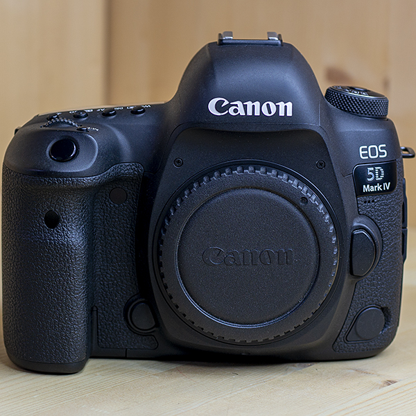 캐논 Canon EOS 5D Mark IV Body 정품 (박스풀셋트)컷수2.459/98%