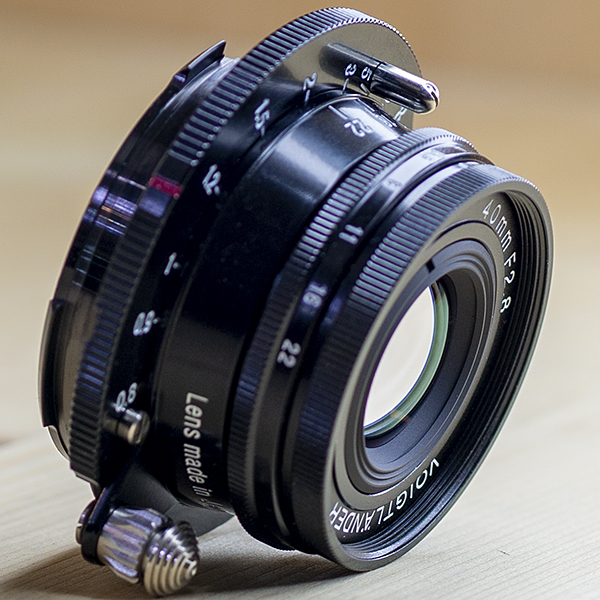 보이그랜더 Voigtlander Voigtlander HELIAR 40mm F2.8 VM-mount 블랙 정품박스셋트.후드/98%