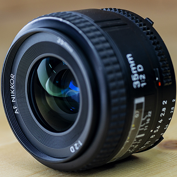 니콘 Nikon AF NIKKOR 35mm F2D 정품박스셋트/98%