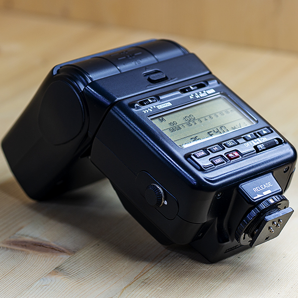 콘탁스 후레쉬 Contax TLA 360 Shoe Mount Electronic Flash /95%