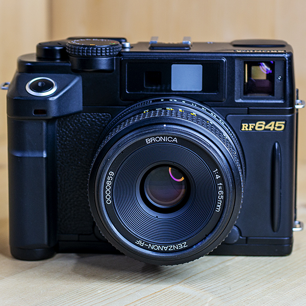 젠자브로니카ZENZA BRONICA RF645+ZENZANON-RF 65mmF4 후드.스트렙/ 95%