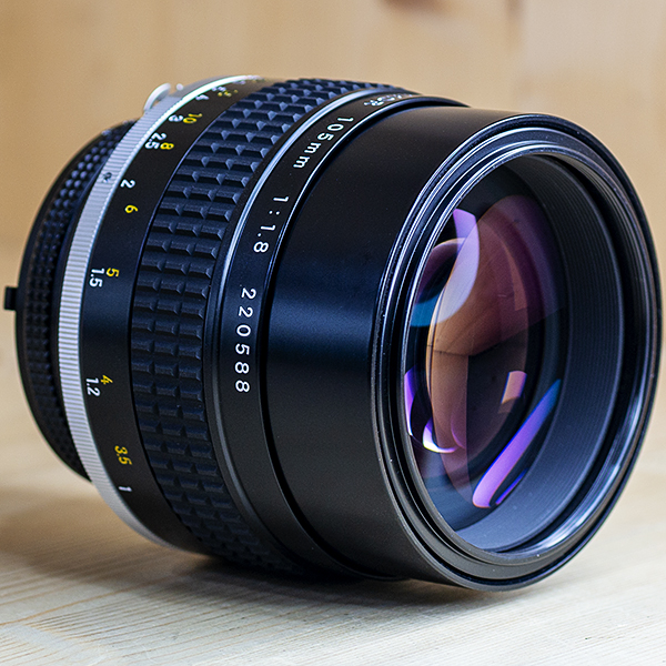 니콘 Nikon MF Nikkor 105mm F1.8 Ais /98%