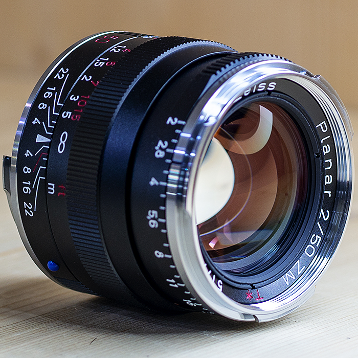 자이스니콘 Carl Zeiss Planar T* 50mm F2 ZM Black .박스셋트.후드/ 99%
