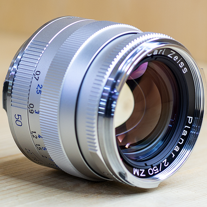 자이스니콘 Carl Zeiss Planar T* 50mm F2 ZM Silver 박스셋트.후드/ 98%