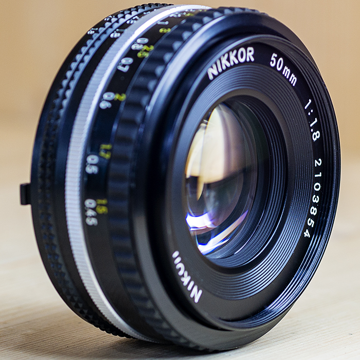 니콘 Nikon MF NIKKOR 50mm 1:1.8 Ais 1.5피트(0.45미터) 근접 초점거리/97%