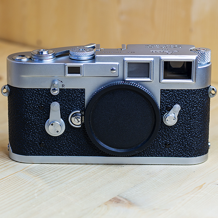 라이카 Leica M3 Body Silver Rangefinder Film Camera No. 1046xxx /95%