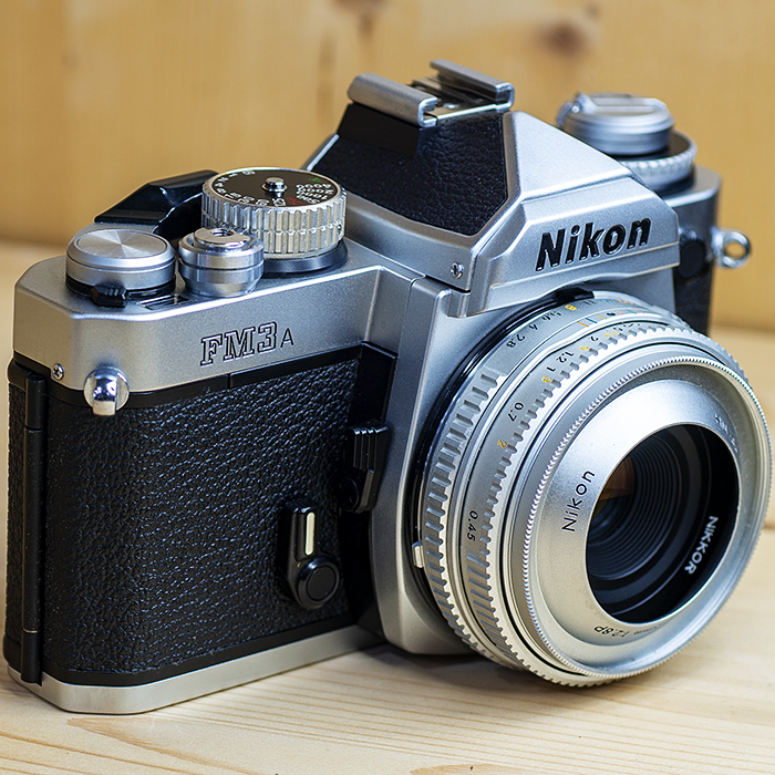 니콘 Nikon FM3A + MF NIKKOR 45mm 1:2.8P Silver SLR Film Camera (UV필터 ,후드포함) /98%