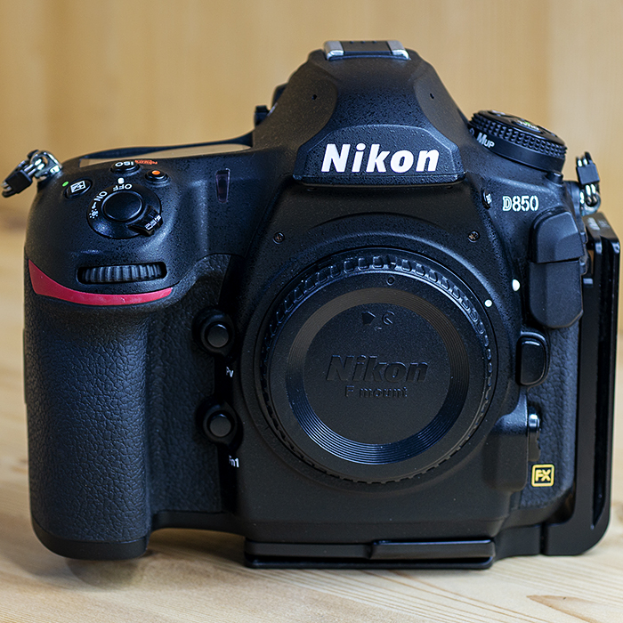 니콘 Nikon D850 Body 코리아정품 (마킨스L플레이트.컷수.15,008)/97%