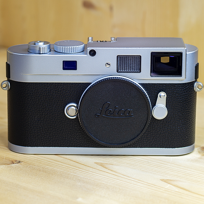라이카 Leica M Monochrom Body Digital Silver /CCD ID52.컷수3,111(충전기.스트렙)/98%
