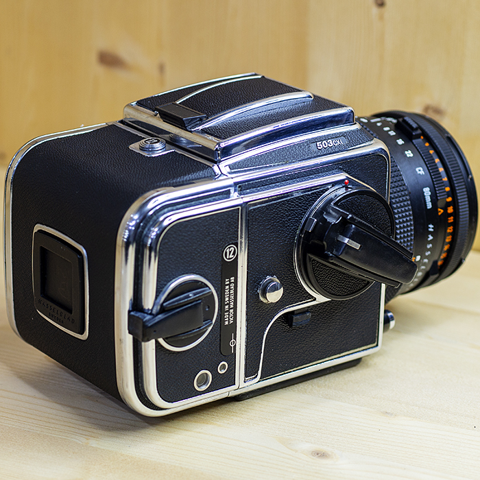 핫셀블라드 Hasselblad 503CXi + Planar CF 80mm F2.8 T* 스트렙.오버홀 완료/95%