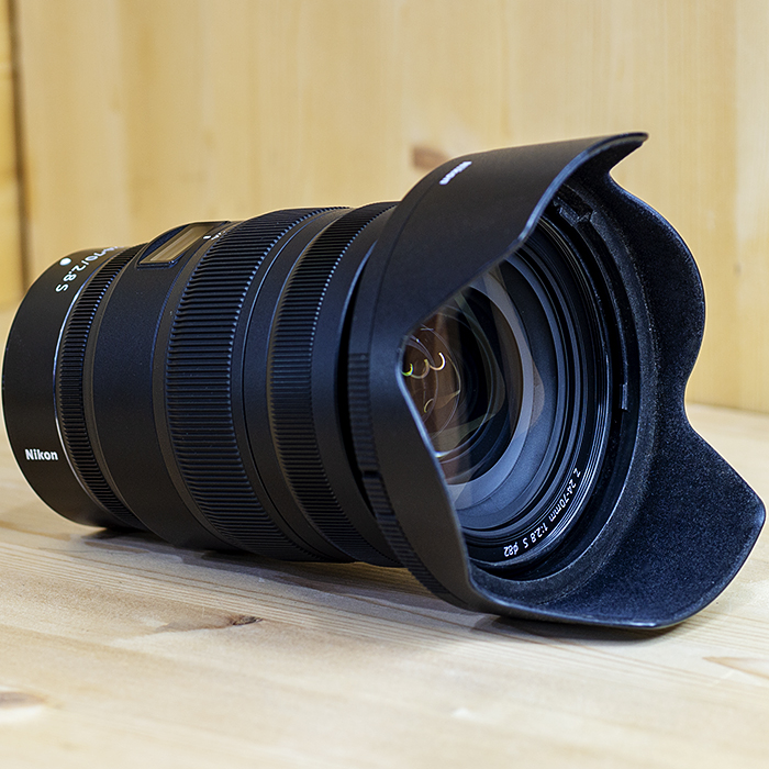 니콘 Nikon NIKKOR Z 24-70mm f/2.8 S 정품박스셋트. 후드/ 95%