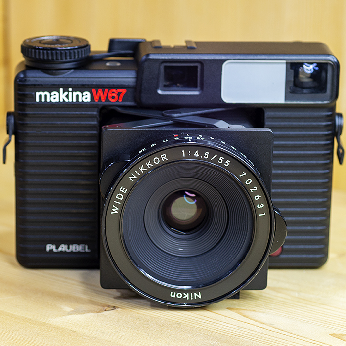 마키나 Plaubel Makina W67 + Wide NIKKOR 55mm 1:4.5 Medium Format Film Camera/95%