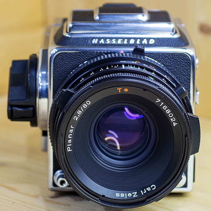핫셀블라드 Hasselblad 2000FCW+Planar CF 80mm F2.8 T* (42218스크린.스트렙)/97%