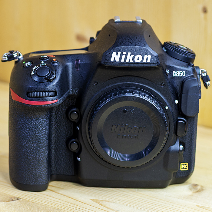 니콘 Nikon D850 Body 니콘코리아정품 박스세트(마킨스L플레이트.컷수1,631)/98%